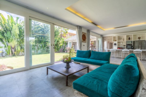 4a7079a5 16da 4a90 8b27 15b044707fab