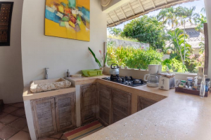 9f9dccf2 b057 40bb a524 cc3629d10792