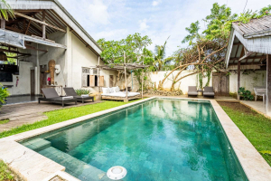 Villa Bingin compressed 1