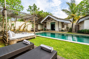 Villa Bingin compressed 8