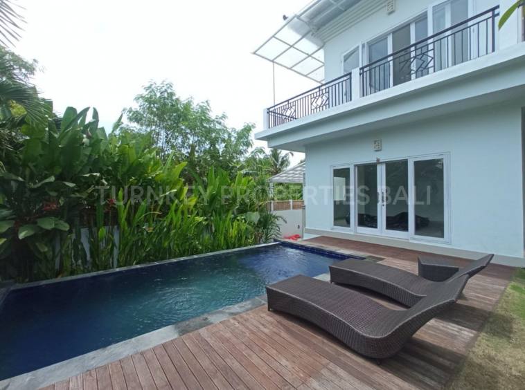 Three Bedrooms Villa in Batu Bolong