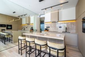 Villa Oasis 9 VO9 4000px OTA 40