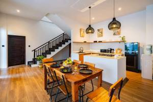 photo 2024 04 08 15 17 50